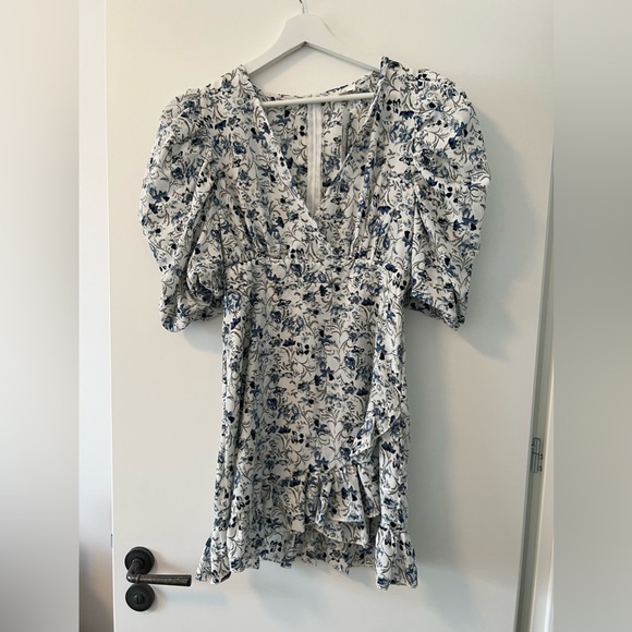 Feel in puff sleeve mini dress - Picture 5 of 6